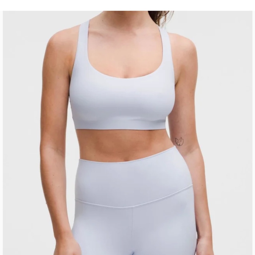 Lululemon FlexyFlex Strappy Yoga Bra Light Support D-DDD NWT Serene Blue S/M - Picture 2 of 9